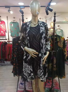 感恩母親節,褲王精品服飾滿50元享9.5折,滿100元享9折,還不快來......